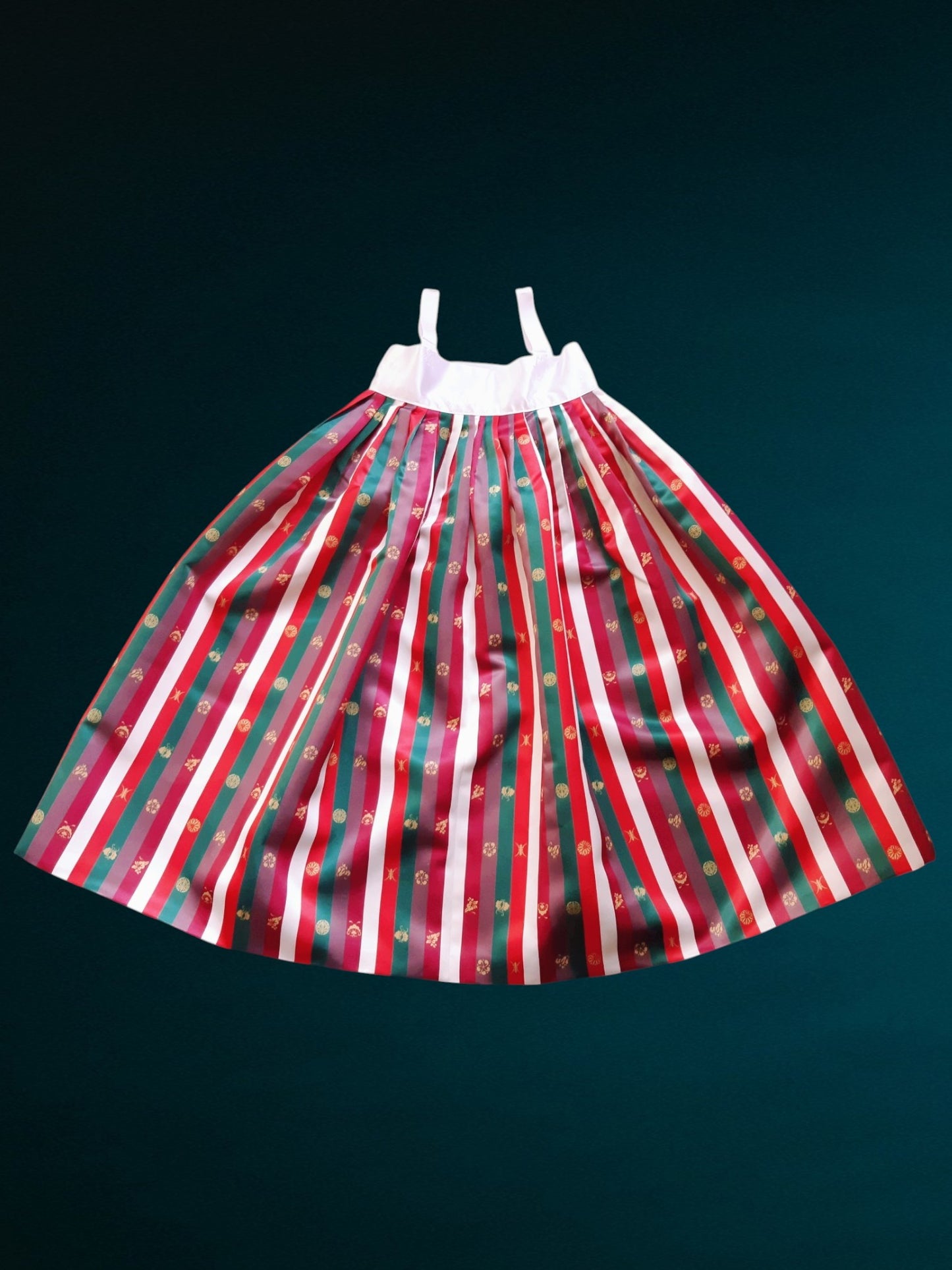 White Saekdong Hanbok girl, Korean traditional costume for girls, Kids hanbok with worldwide shipping